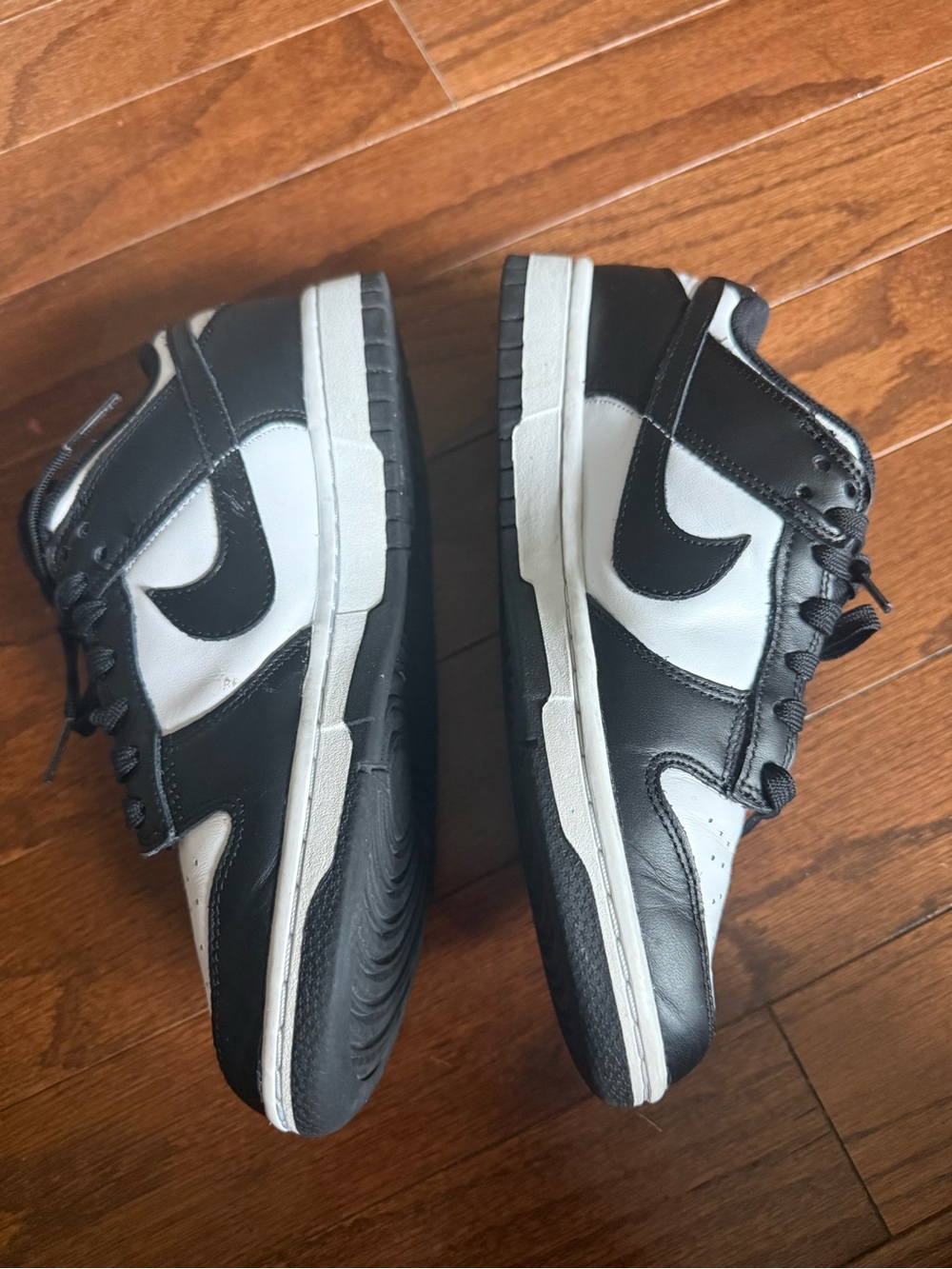 Nike Black and White Dunk Low Sneakers size us 8 women’s - Picture 4 of 10